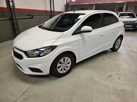 CHEVROLET ONIX 1.0 MPFI LT 8V FLEX 4P MANUAL CHEVROLET ONIX 1.0 MPFI LT 8V FLEX 4P MANUAL